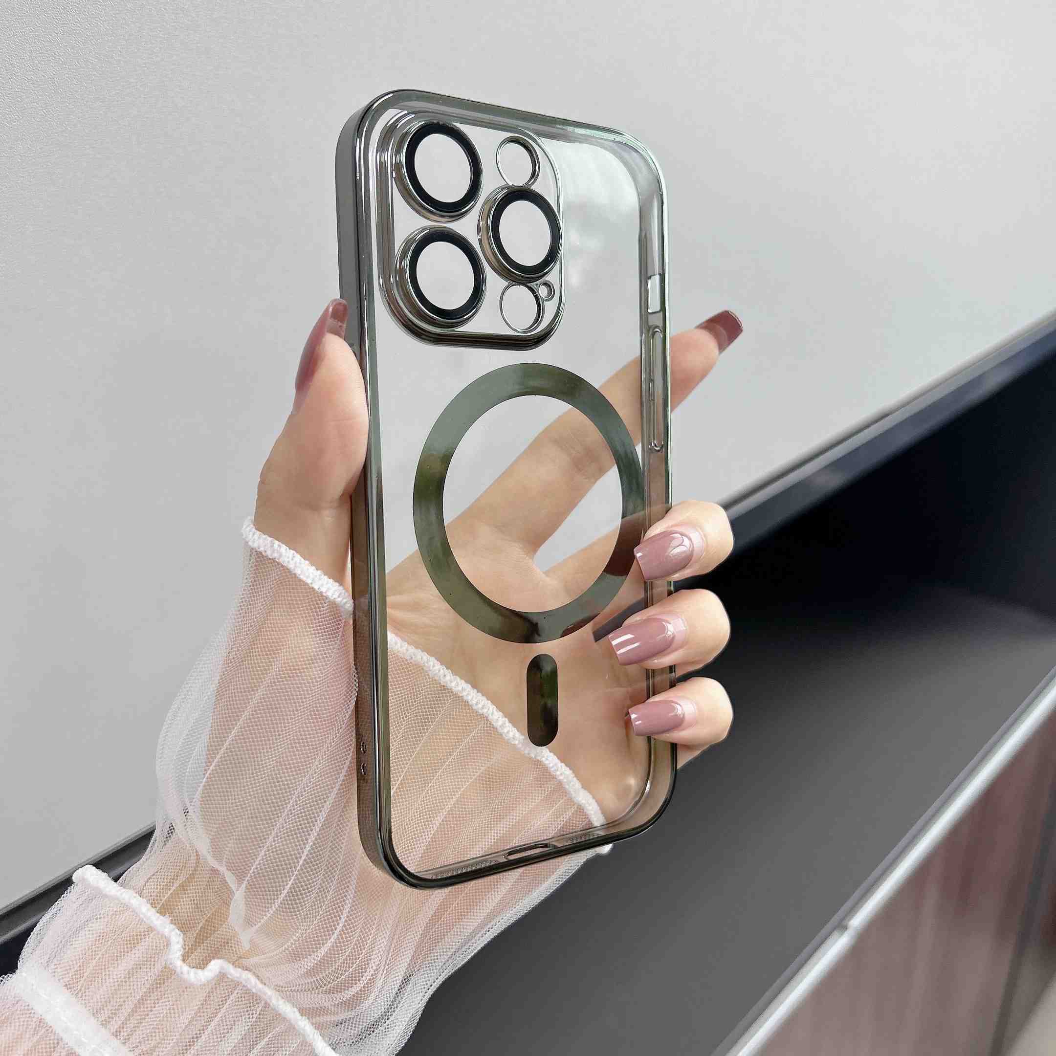 Custodia elettroplante per il cellulare magnetico